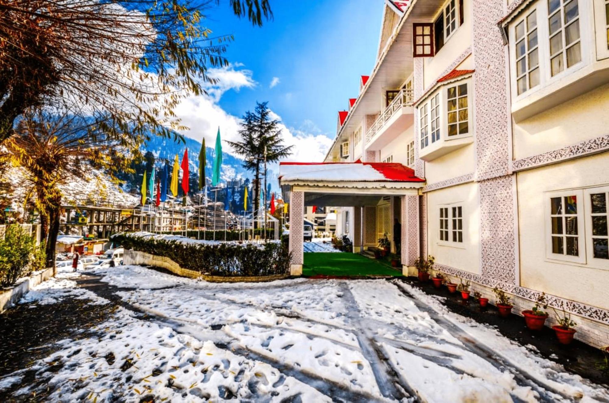 Hotel Snow Princess 马拉里 外观 照片